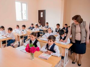 "1-ci sinifə başlayanların sayı azalıb" - Növbəti 10 ildə...