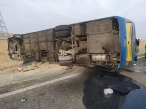 Azərbaycanlıların olduğu avtobus qəzaya düşüb