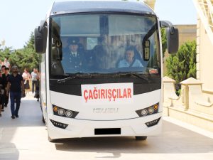 Səfərbərlik Xidmətinin avtobusu QƏZA TÖRƏTDİ - ÖLƏN VAR