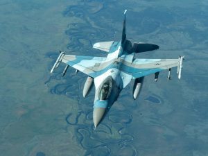image-featured-image-f-16-fighting-falcon-multirole-fighter